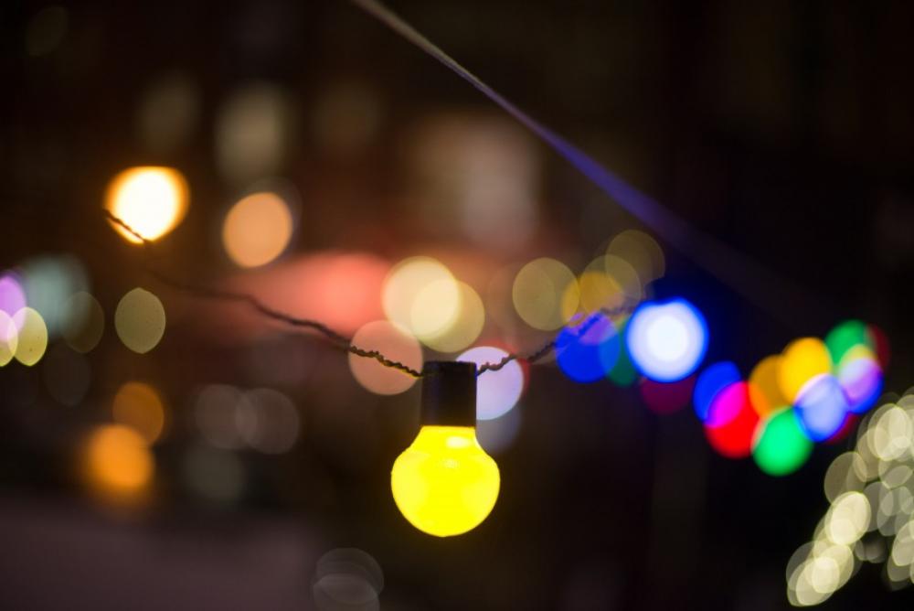 Yellow bulb Yellow bulb