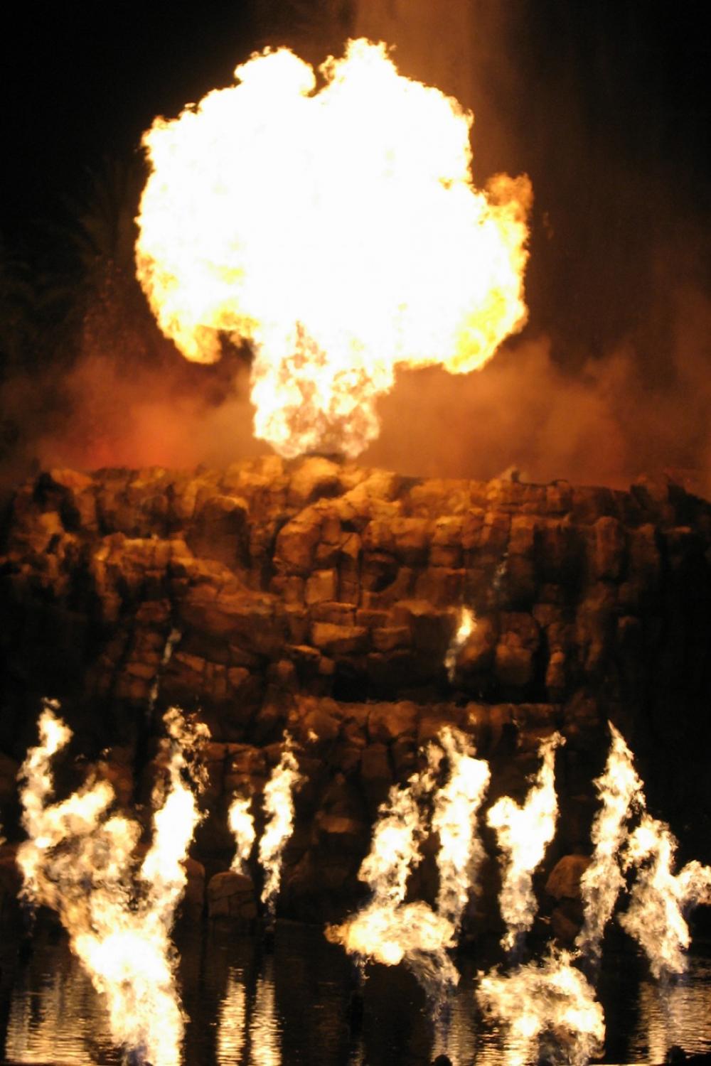 Las Vegas eruption Las Vegas eruption