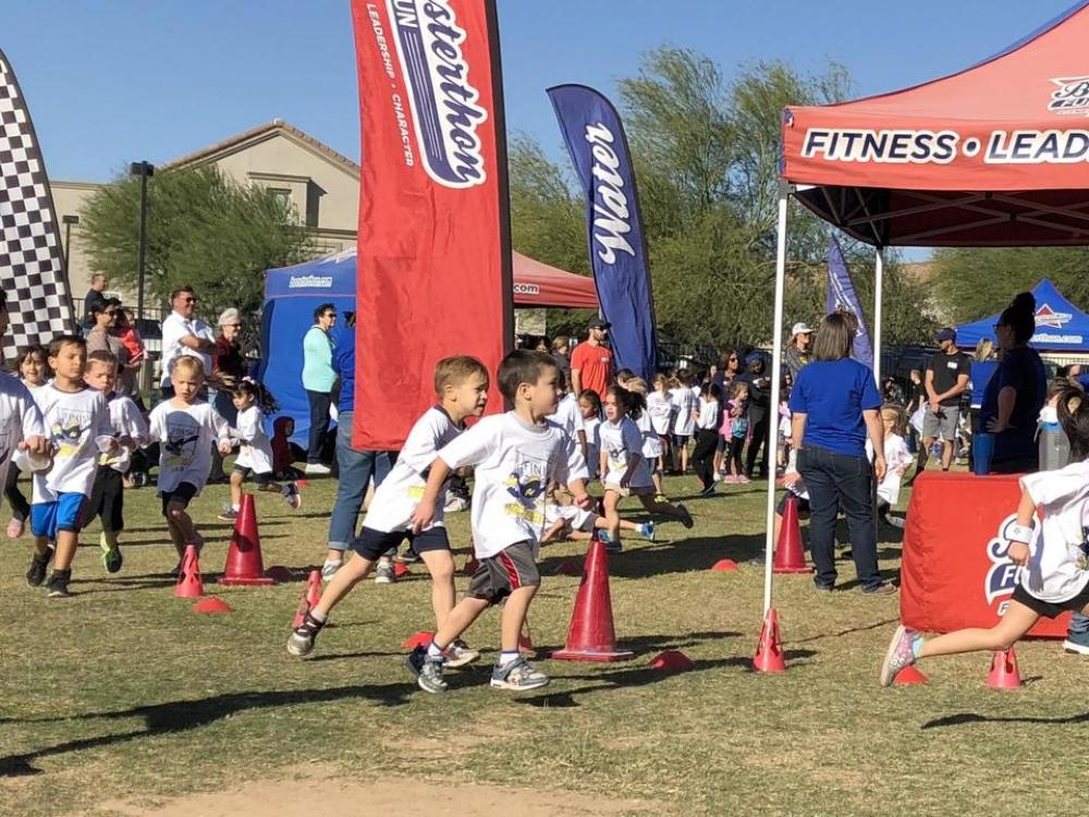 marathon running runners kids running children marathon running runners kids running children