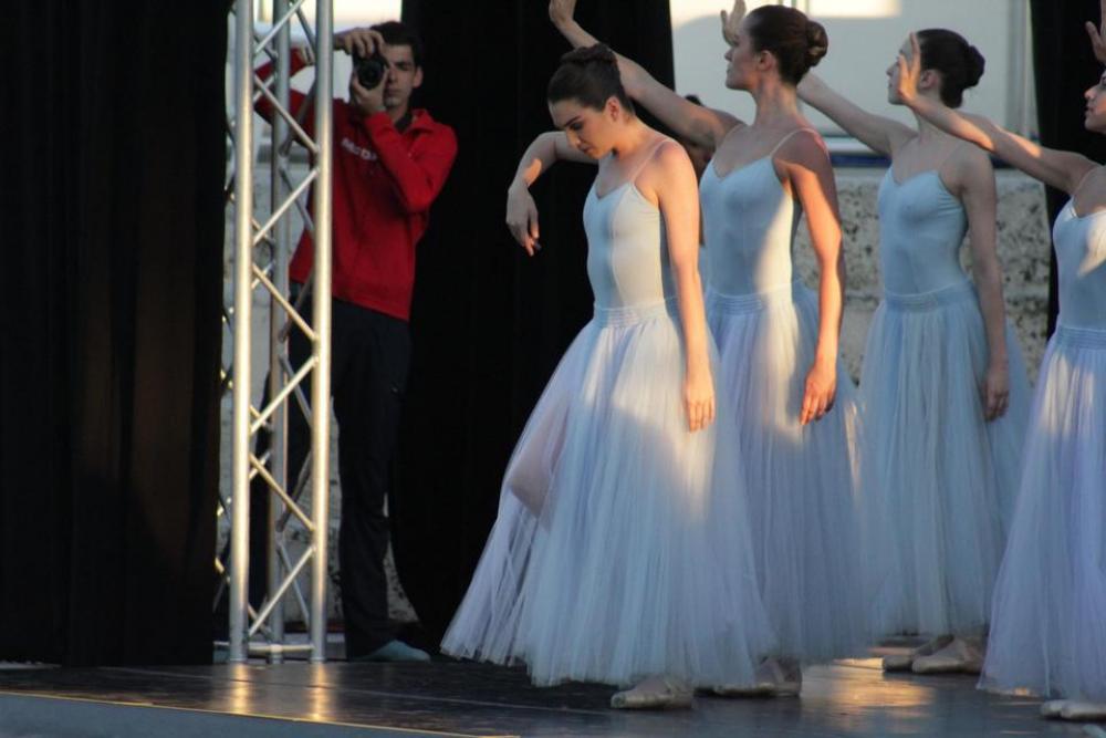 ballerina ballerina dancer ballerina dancers performer dance ballerina ballerina dancer ballerina dancers performer dance