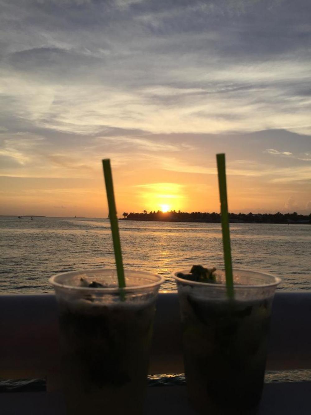 Sunset relaxation alcohol drinks Sunset relaxation alcohol drinks