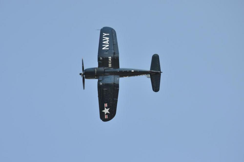 Airplane navy Airplane navy