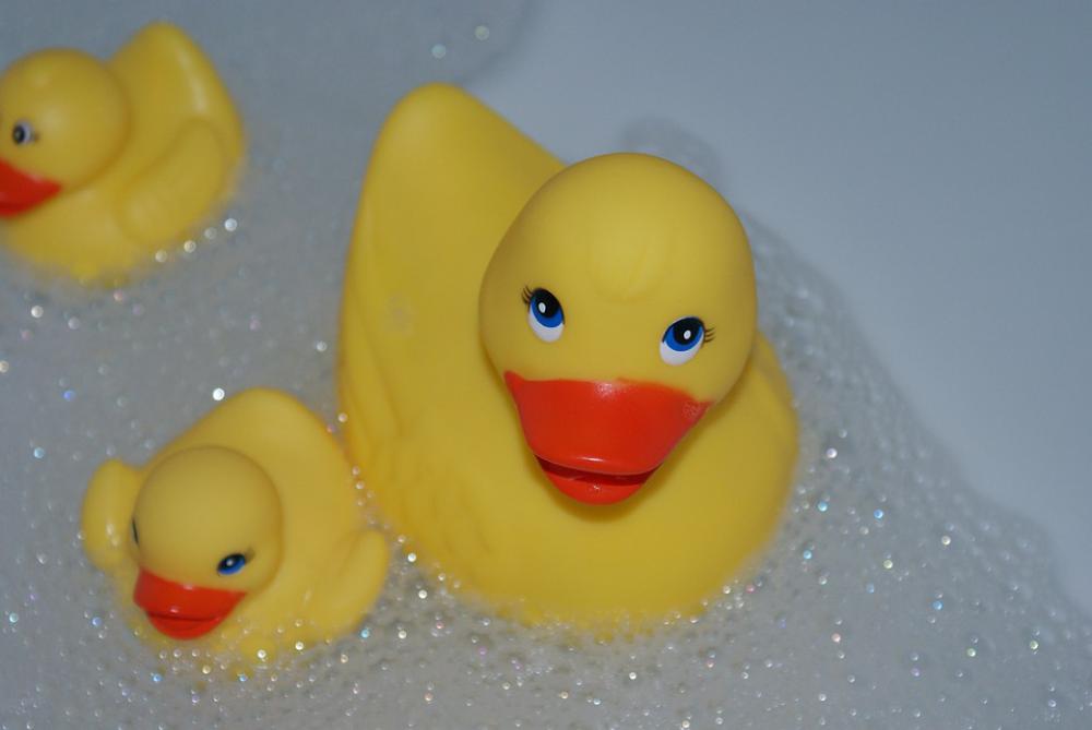 Bath Duck Toy Plastic Foam Fun Yellow Water Duck Bath Duck Toy Plastic Foam Fun Yellow Water Duck