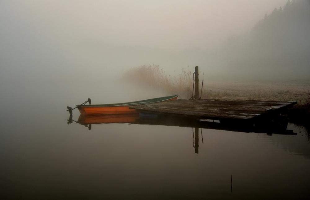 Boat Water Lake Sunrise Mood Fog Lighting Boat Water Lake Sunrise Mood Fog Lighting