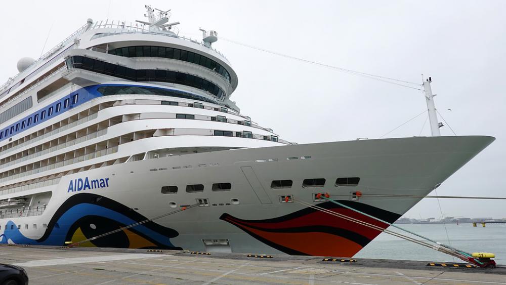 Cruise Ship Cruise Travel Holiday Tourism Port Cruise Ship Cruise Travel Holiday Tourism Port
