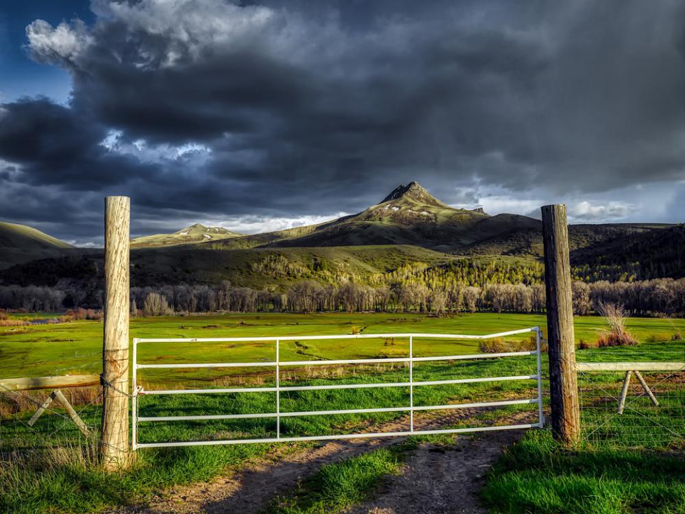 Squaw Mountain Ranch Farm Gate Fence Mood Sky Squaw Mountain Ranch Farm Gate Fence Mood Sky