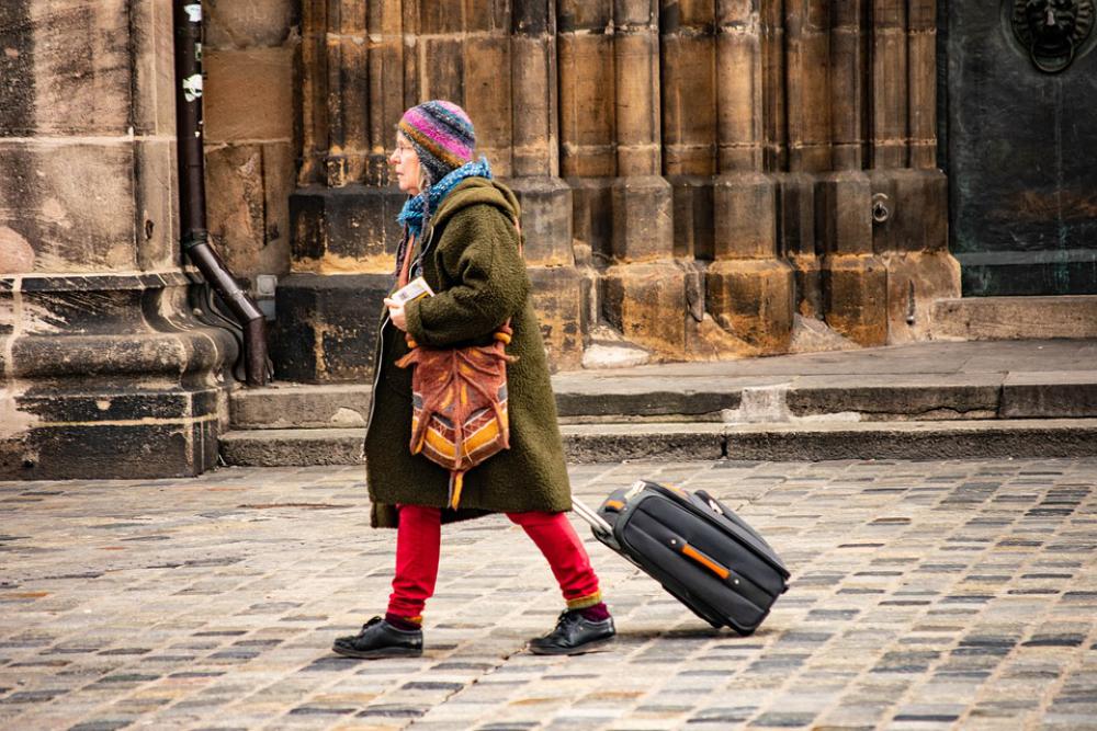 Tourist Station Cold Women Adventure Europe Tourist Station Cold Women Adventure Europe