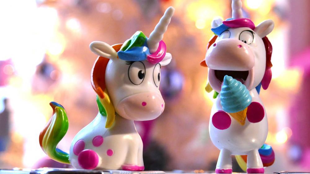 Unicorns Pink Ice Toys Sweet Rainbow Colorful Unicorns Pink Ice Toys Sweet Rainbow Colorful