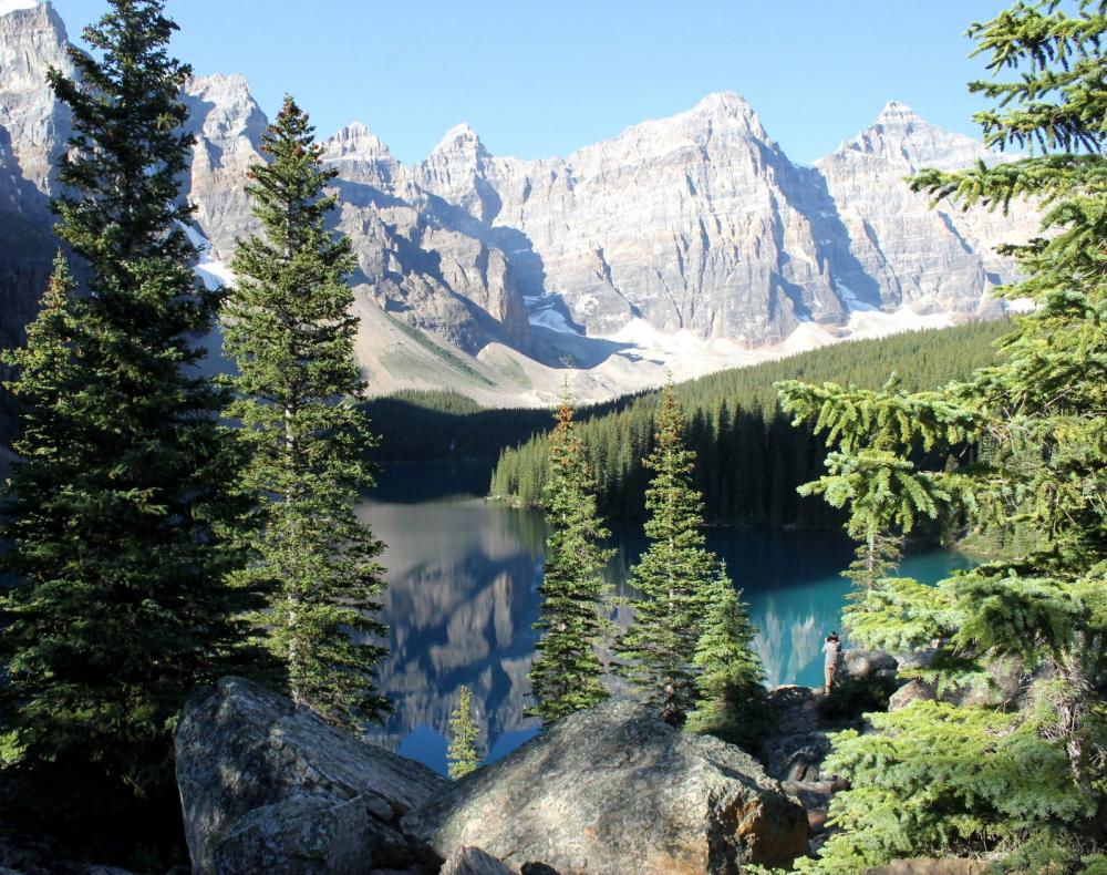 Moraine lake, Alberta Moraine lake, Alberta