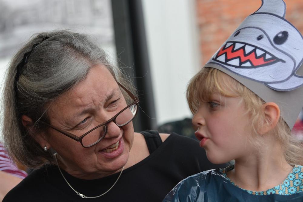 Granny Grandmother Woman Child Family Grandchild Granny Grandmother Woman Child Family Grandchild