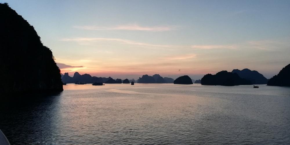 Vietnam Ha Long Bay Sunset Asia Sea Light Vietnam Ha Long Bay Sunset Asia Sea Light