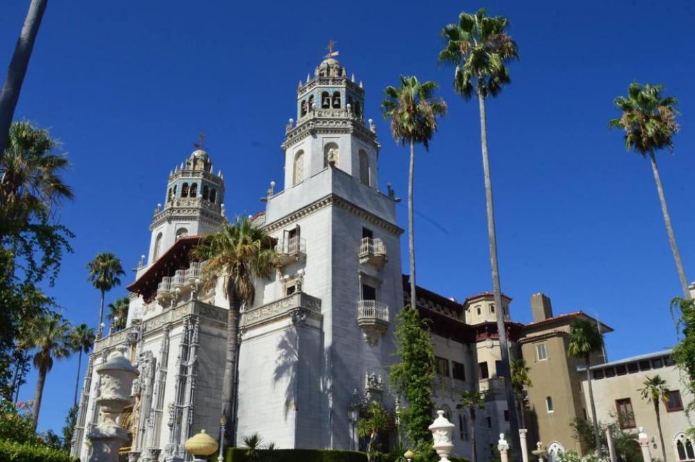 Hearst Castle William Hearst Enchanted Hill mansion building Hearst Castle William Hearst Enchanted Hill mansion building