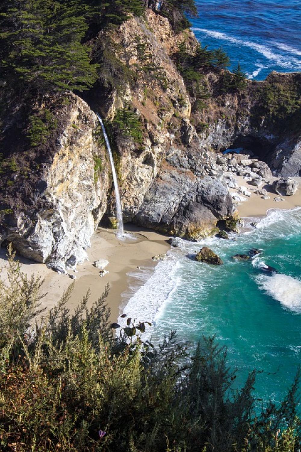 Beach Waterfall Coastal California West Coast Sea Beach Waterfall Coastal California West Coast Sea
