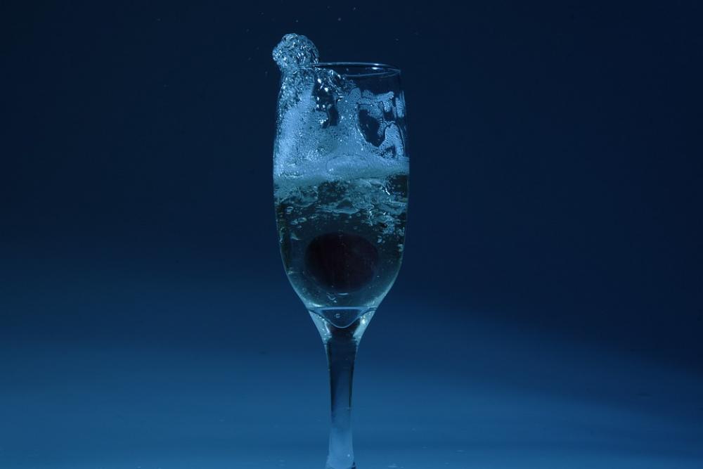 Glass Bowl Drink Wine Crown Drinks Fruit Alcohol Glass Bowl Drink Wine Crown Drinks Fruit Alcohol