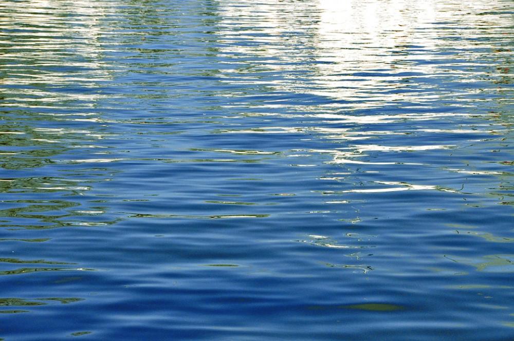 Water Mirroring Wave Quiet Blue Water Mirroring Wave Quiet Blue