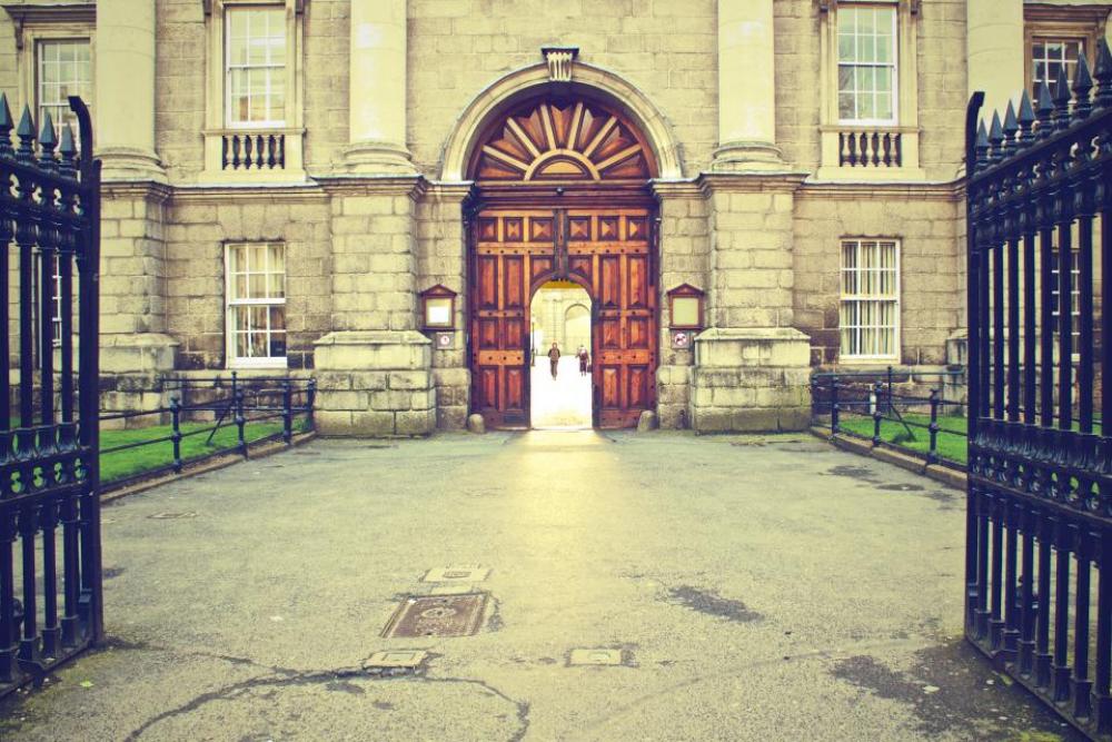 Trinity College Dublin campus school gates Trinity College Dublin campus school gates