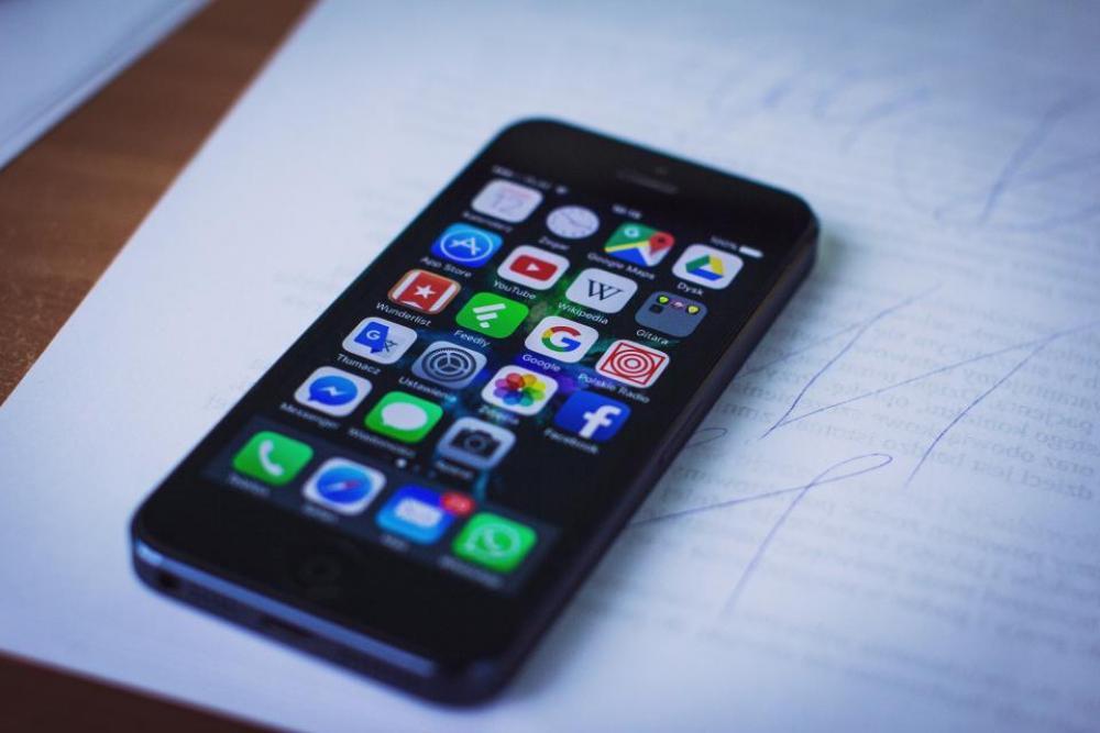 iphone mobile smartphone cell phone technology iphone mobile smartphone cell phone technology