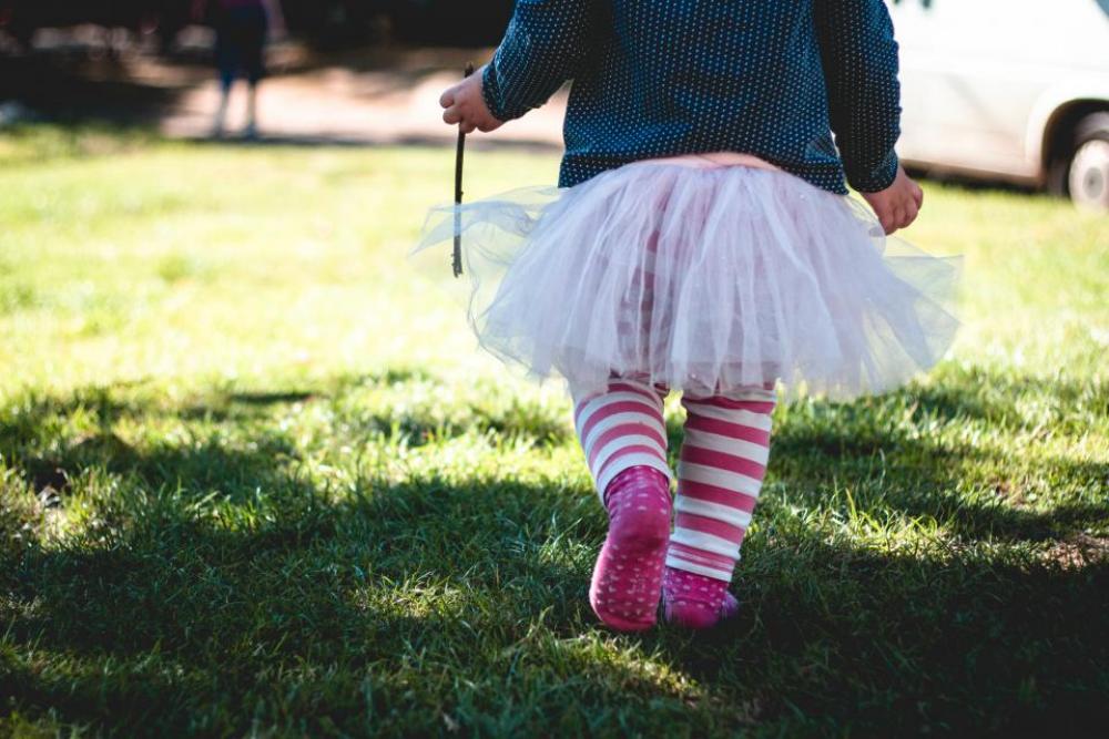 people child alone green grass people child alone green grass