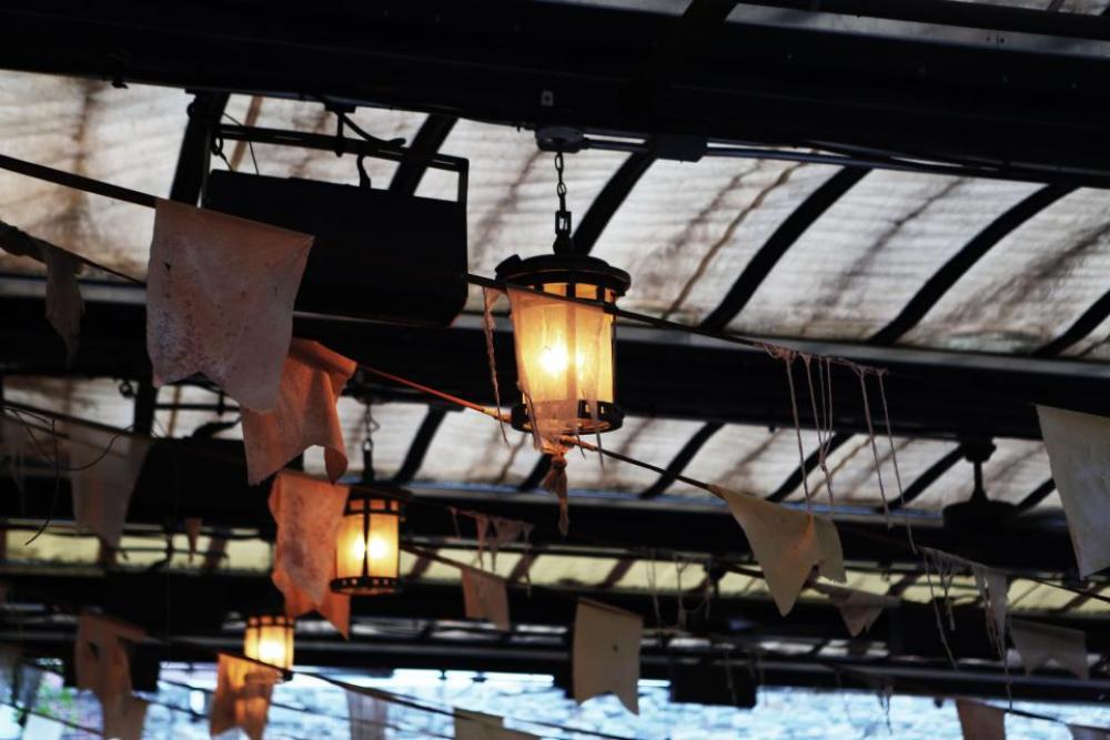 lights lamps lantern banners dirty lights lamps lantern banners dirty