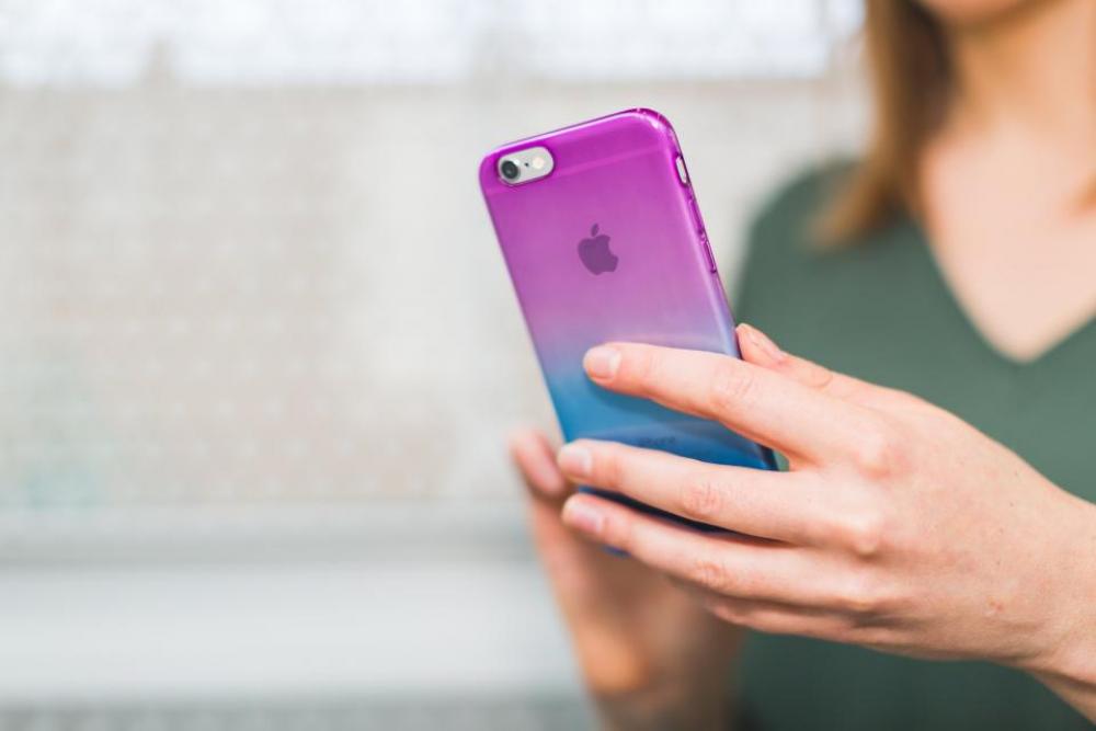 people hand apple phone technology people hand apple phone technology