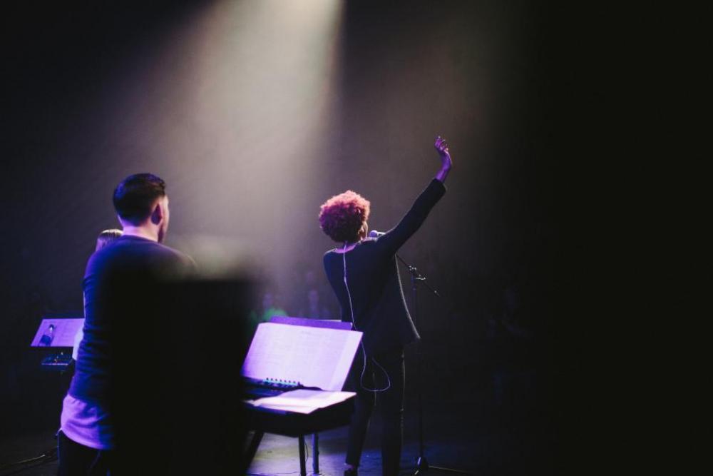 people woman concert stage light people woman concert stage light