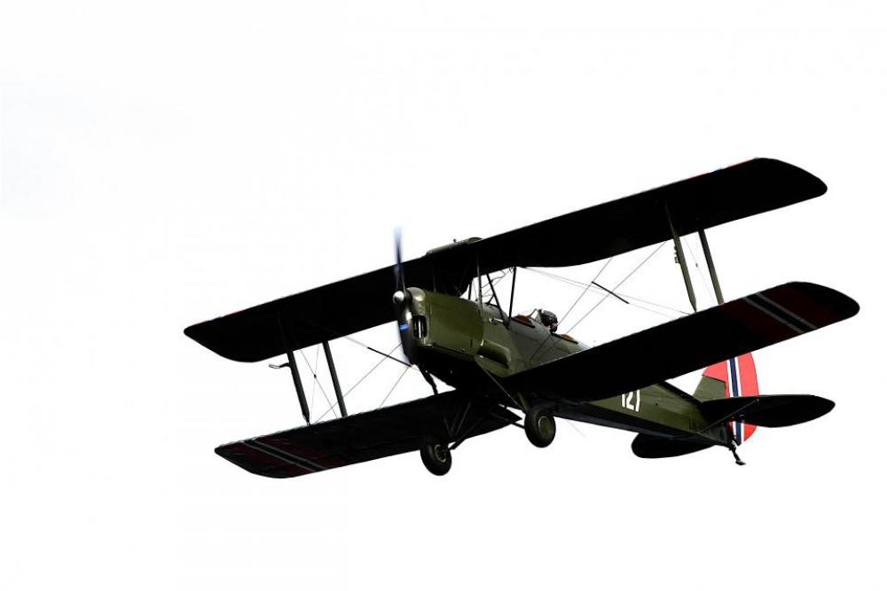 airplane travel adventure plane people airplane travel adventure plane people