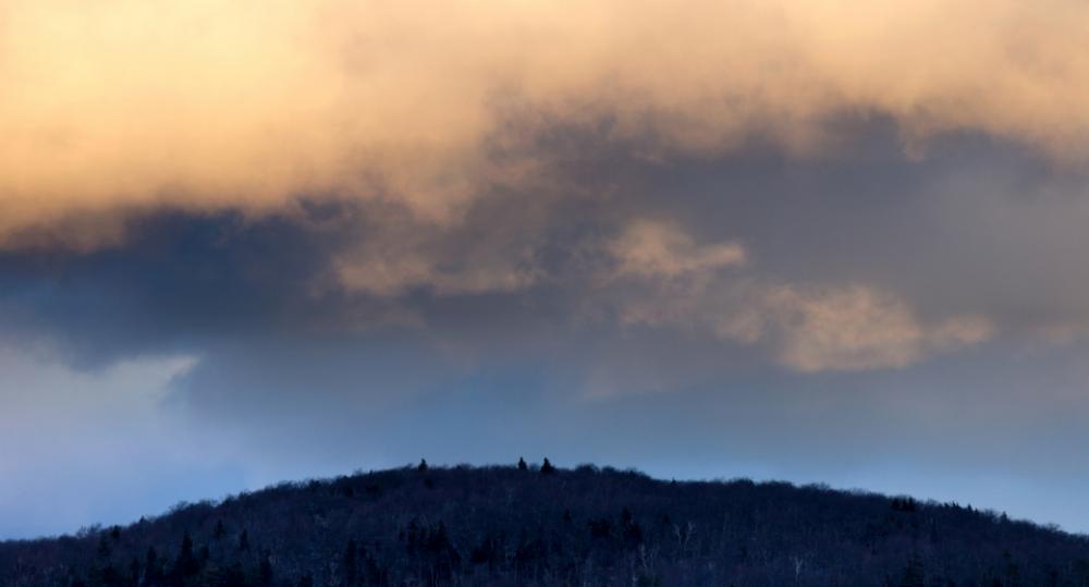 sunset storm clouds mountain scenic sunset storm clouds mountain scenic