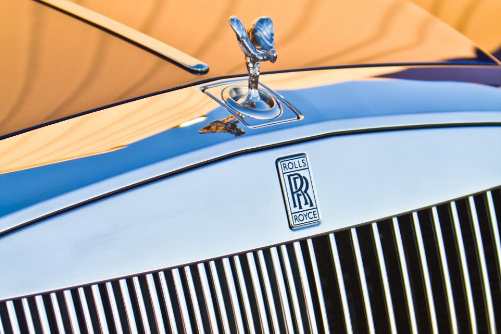 rolls royce car badge close up transport rolls royce car badge close up transport