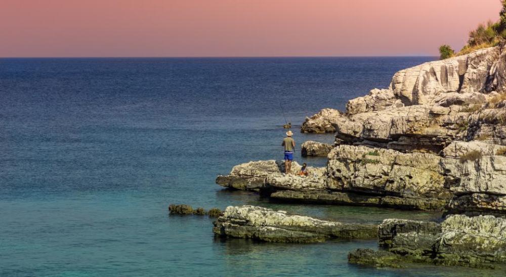horizon sea ocean water sky horizon sea ocean water sky