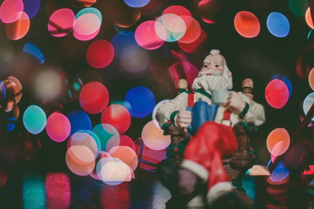christmas lights bokeh santa claus toy christmas lights bokeh santa claus toy