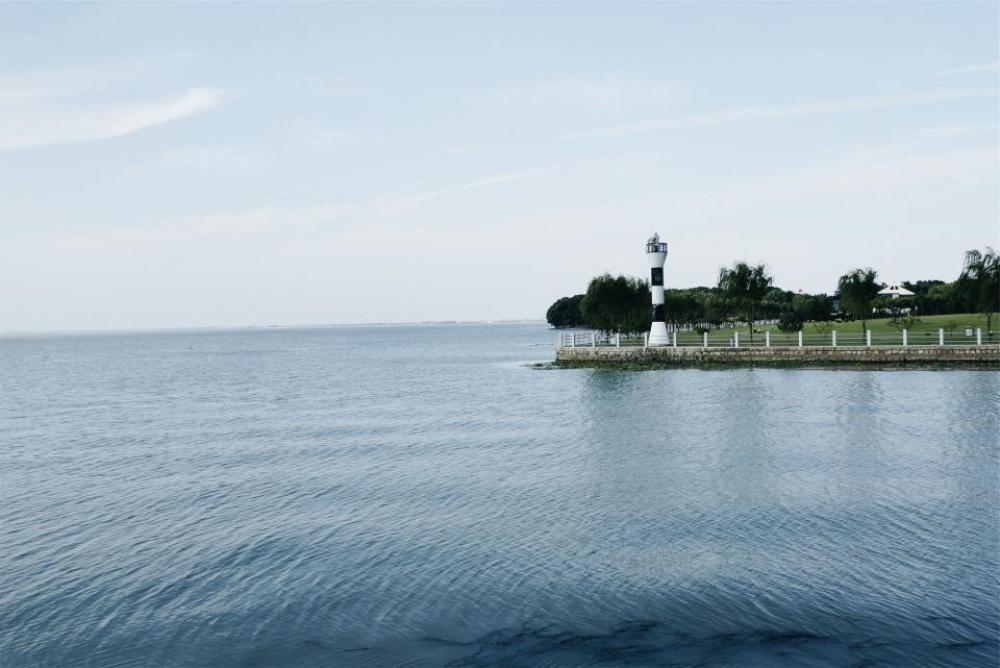 lighthouse ocean sea water blue lighthouse ocean sea water blue
