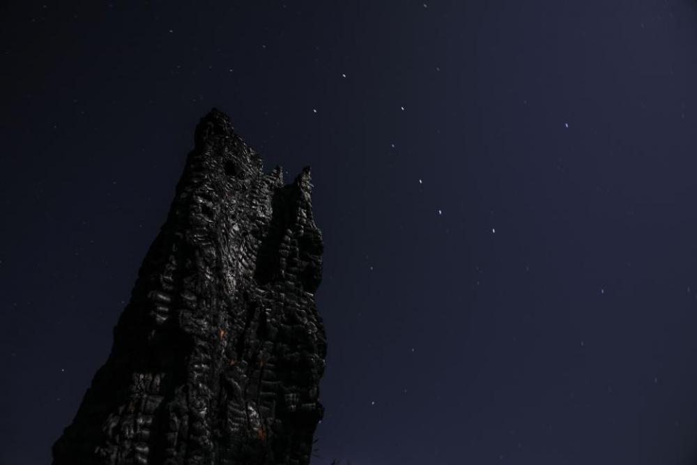 dark night stars sky rocks dark night stars sky rocks