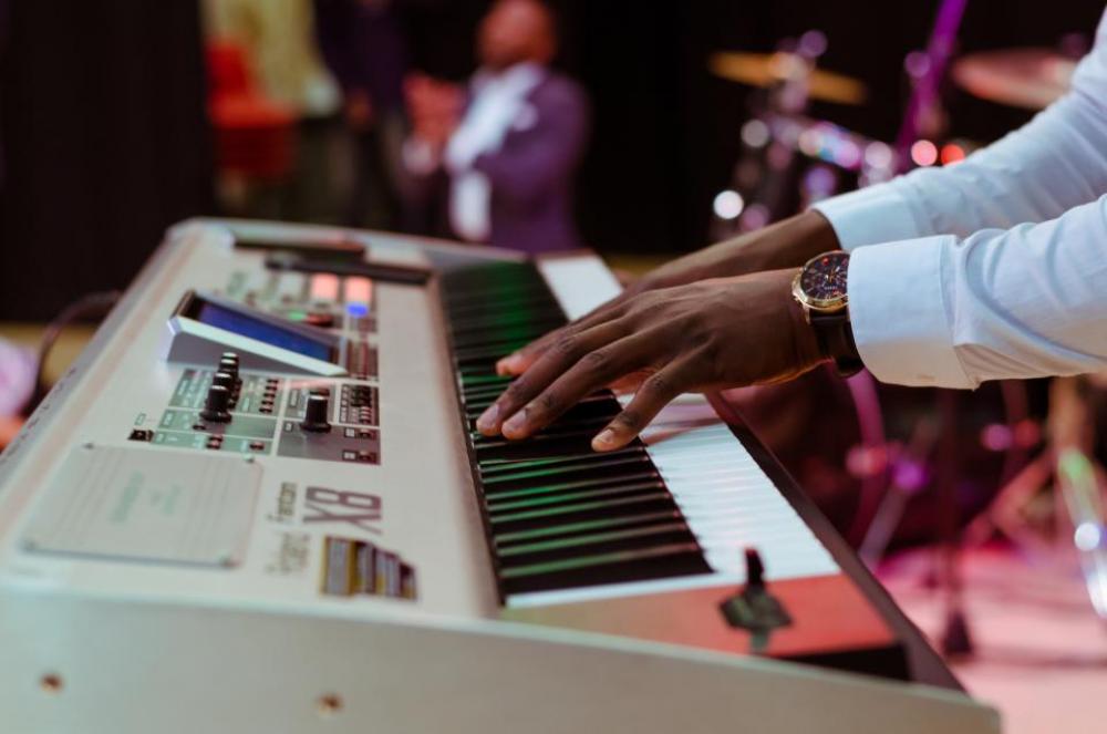 electric keyboard piano music instrument musician electric keyboard piano music instrument musician