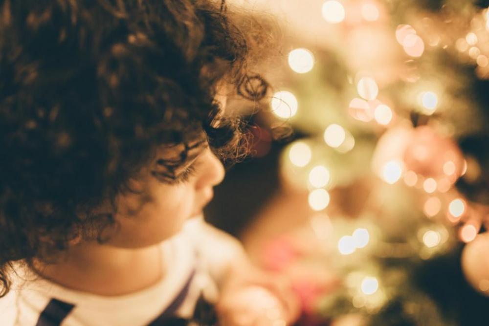 kid child baby christmas lights kid child baby christmas lights