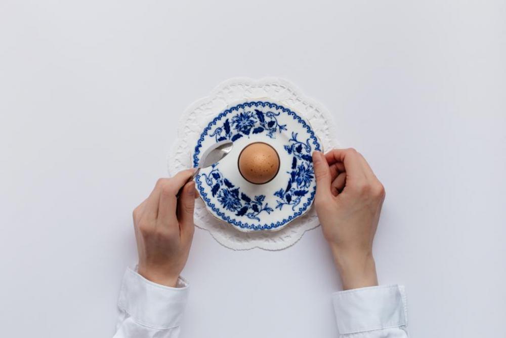 hand ceramic plate egg table hand ceramic plate egg table
