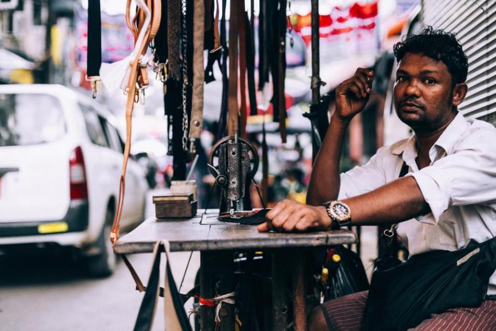 people man vendor repair accessories people man vendor repair accessories