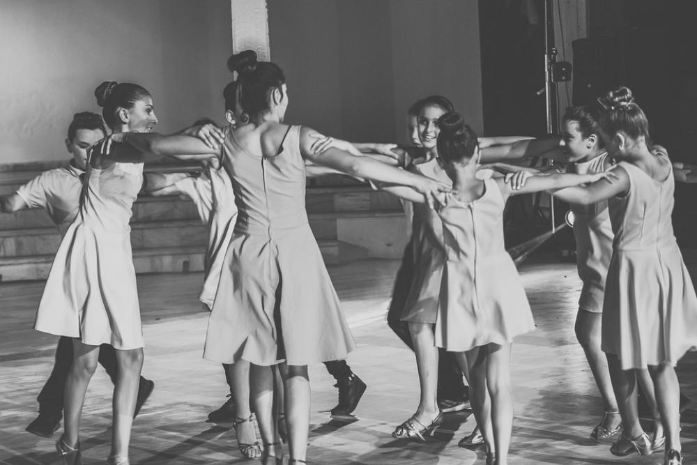 Dance Dancers Syrtaki Greek Dance Dancing People Dance Dancers Syrtaki Greek Dance Dancing People