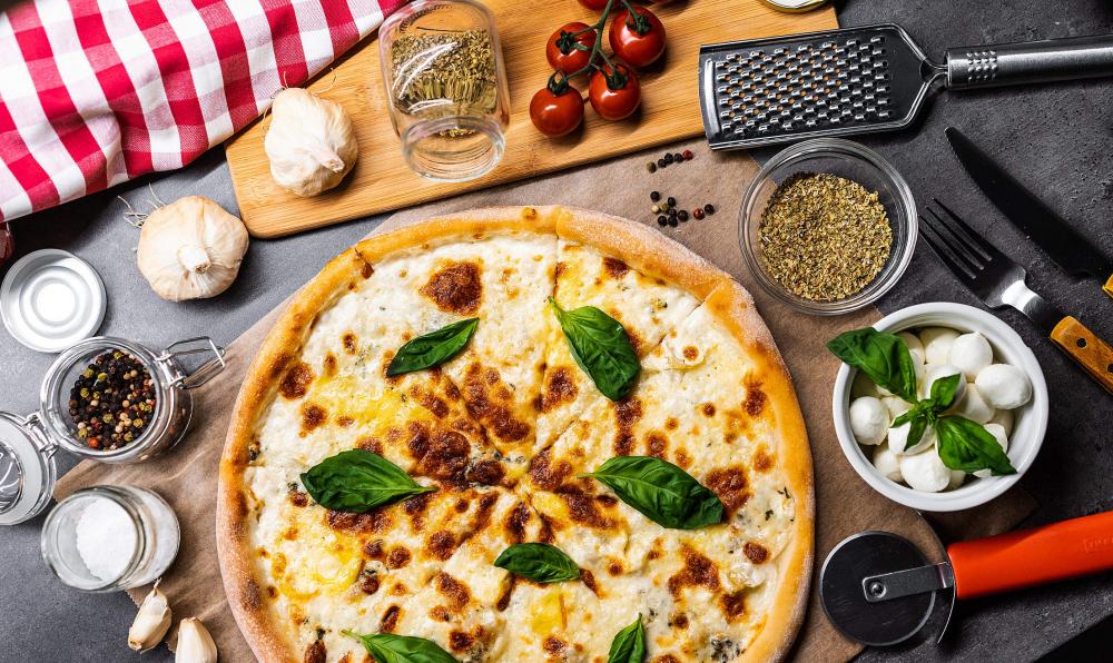 Pizza Quattro Formaggi Free Photo Pizza Quattro Formaggi Free Photo