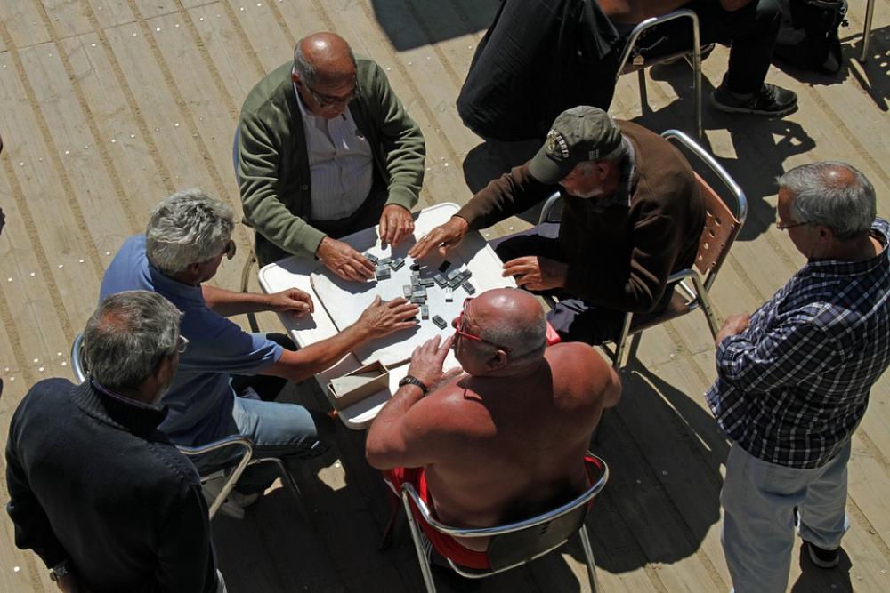 Domino Game Men Playing Spanish Domino Game Men Playing Spanish