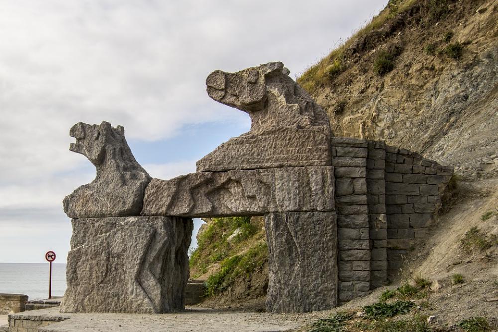 The Statue The Coast Sumaya Monument Sculpture The Statue The Coast Sumaya Monument Sculpture