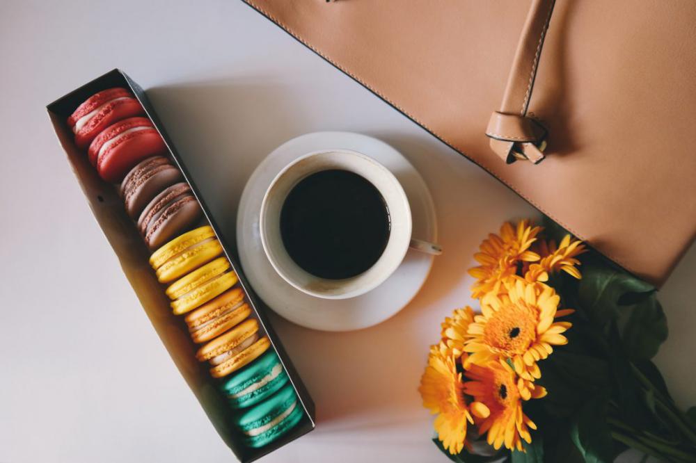 Coffee & Macarons Coffee & Macarons