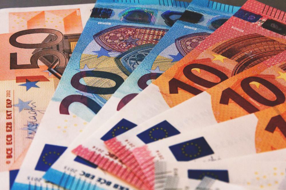 Euros Money Euros Money