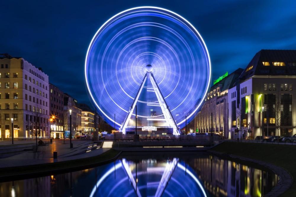 Ferris Wheel at Night Ferris Wheel at Night