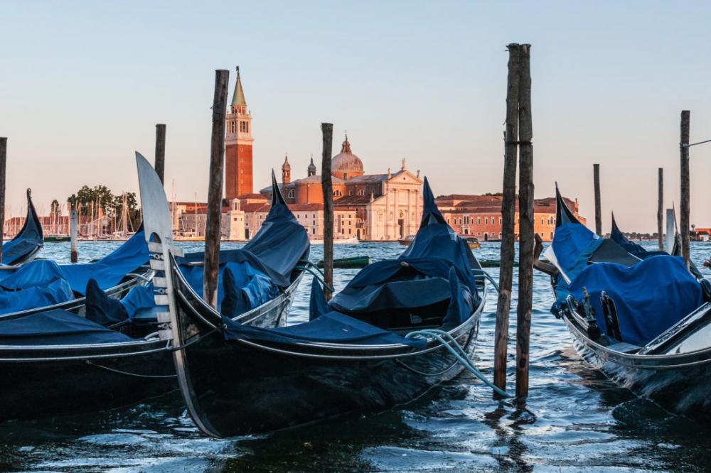 Gondolas in Venice, Italy Gondolas in Venice, Italy