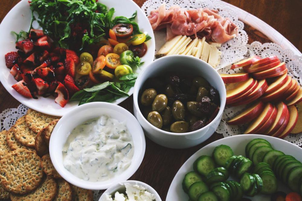 Cheese, Olives, Dip & Biscuits Platter Cheese, Olives, Dip & Biscuits Platter