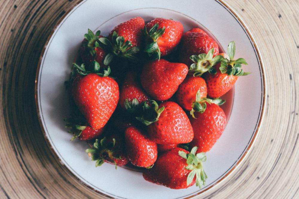 Strawberries on Plate Strawberries on Plate