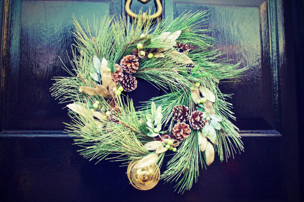 Christmas Wreath On Door Christmas Wreath On Door