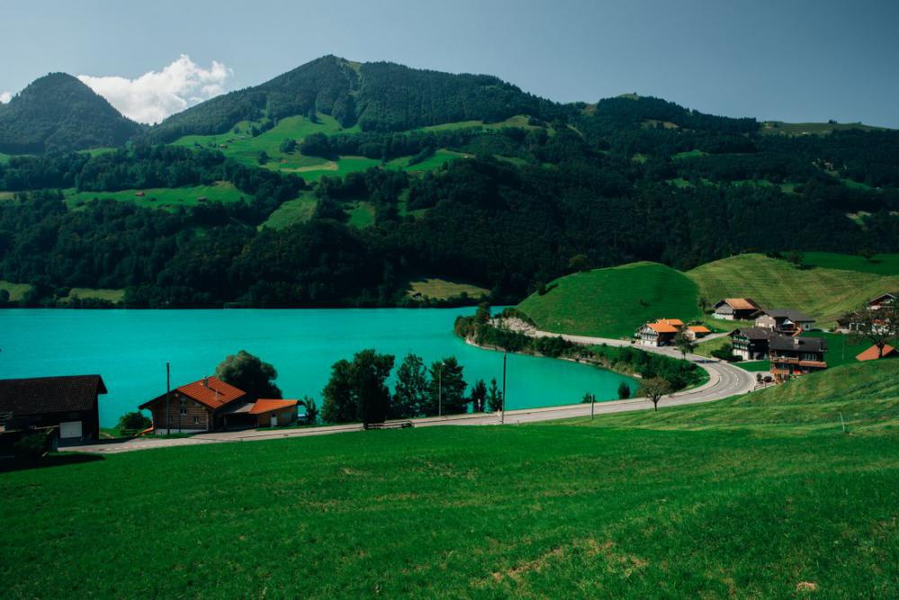 Mountain Lake & Blue Sky Mountain Lake & Blue Sky