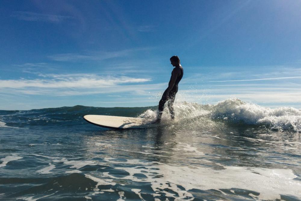 Surfer on Waves Surfer on Waves