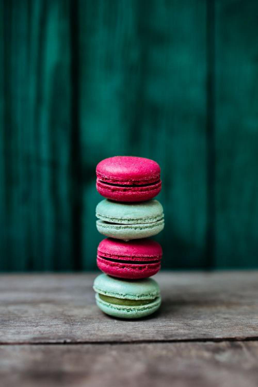 Pink & Green Macaroons Pink & Green Macaroons